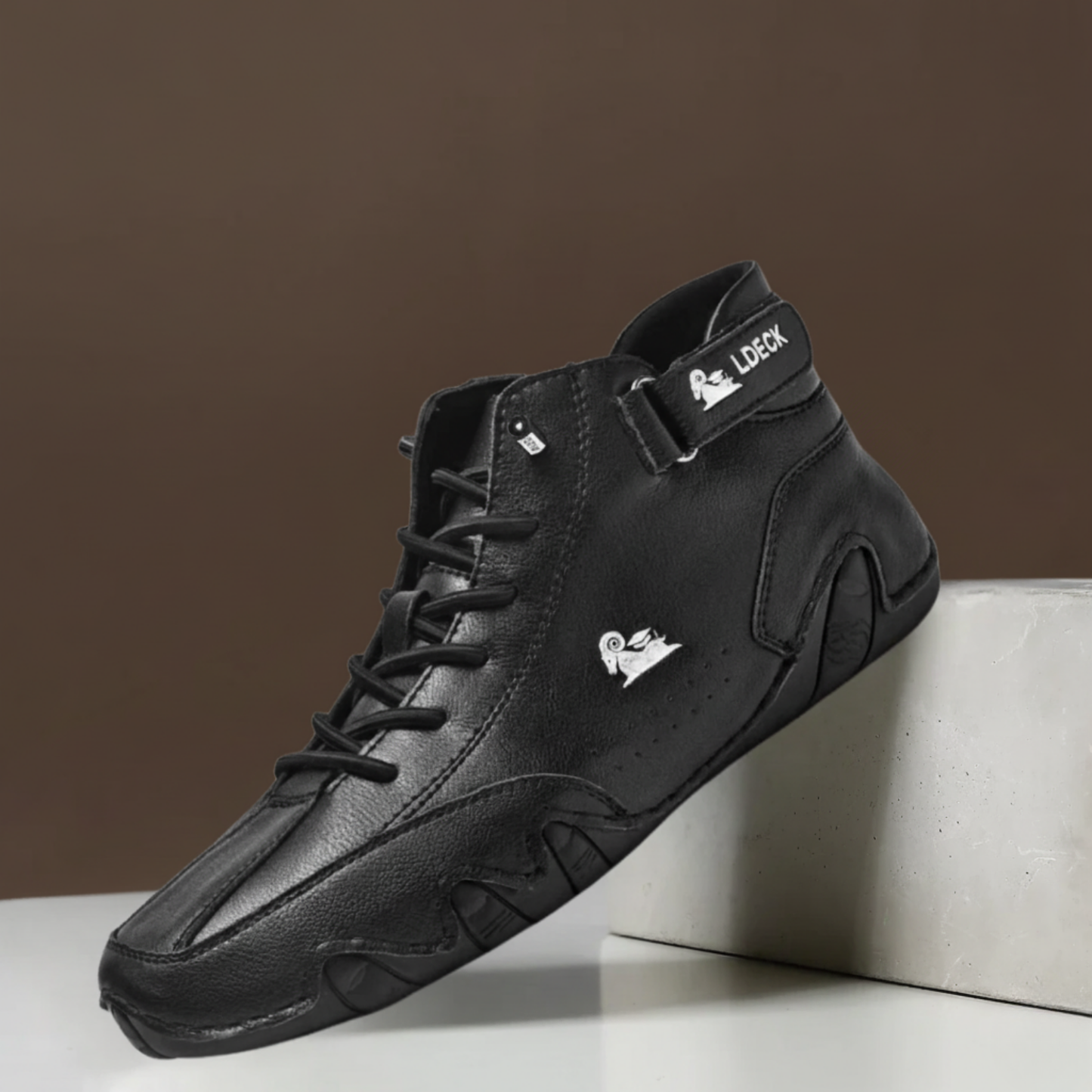 Vogldeck – Waterproof & Breathable Leather Orthopedic Shoes